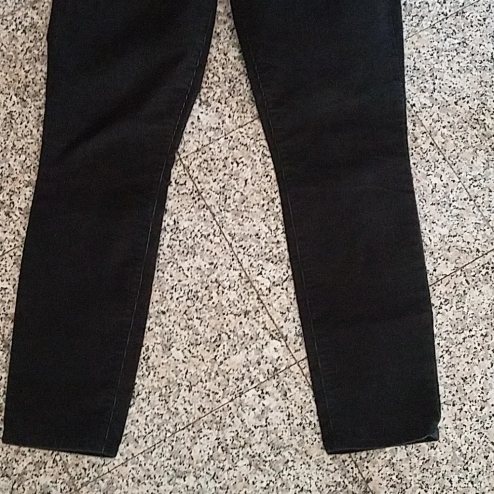 J. CREW BLACK SKINNY  VELVET PANTS SIZE 28